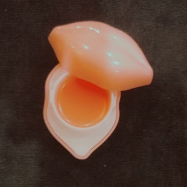 Moisturizing Lip Balm