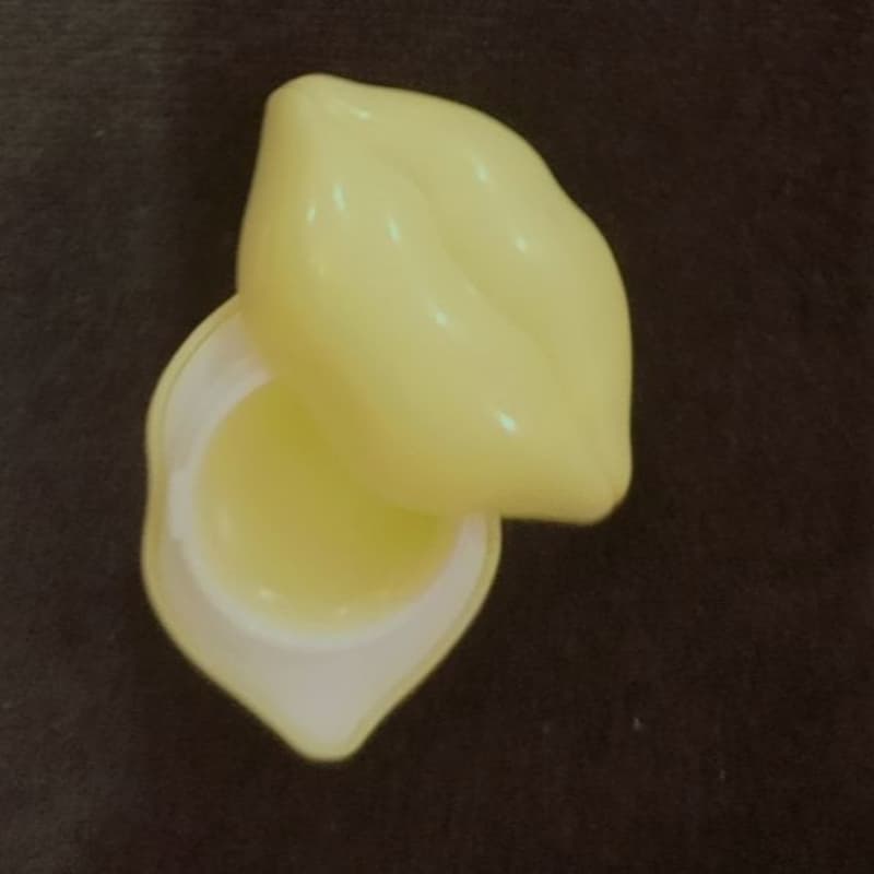 Moisturizing Lip Balm
