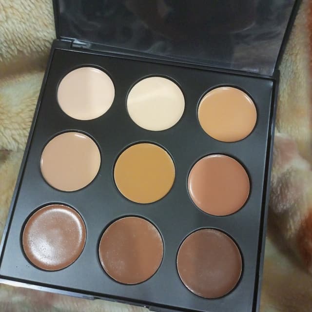 Morphe cream concealer contour palette