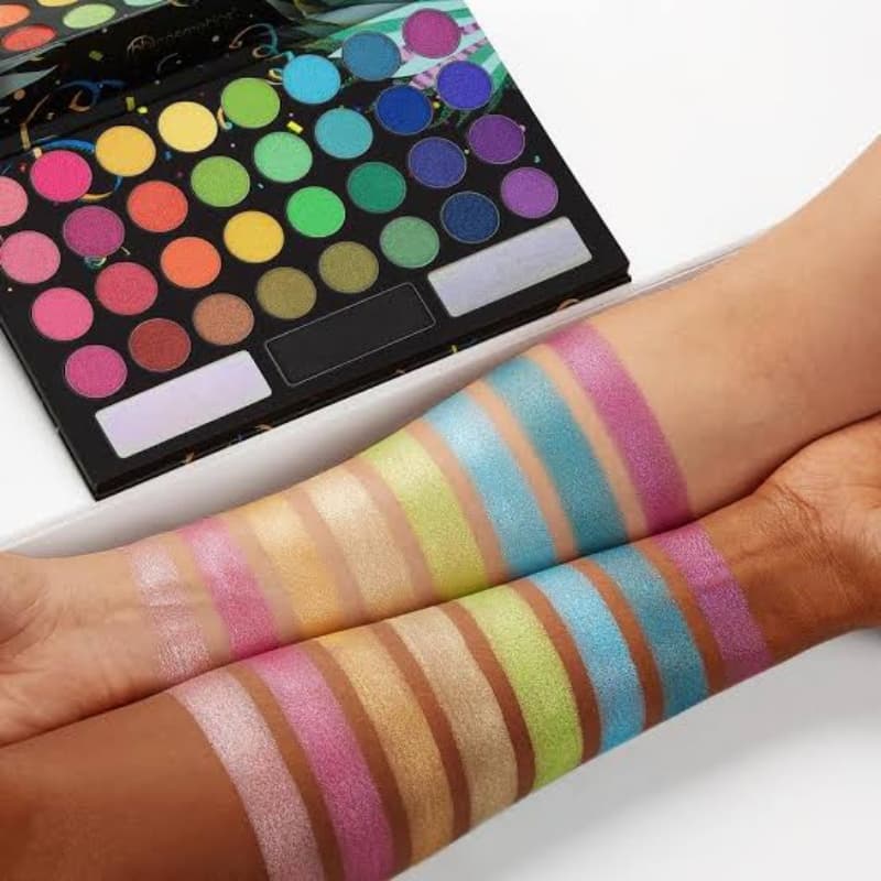 Bh cosmetics Back to Brazil