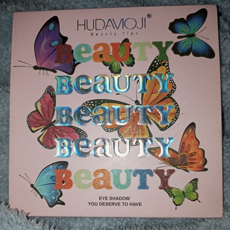 HUDAMOJI PRETTY BUTTERFLY ESYESHADOW BLUSH HIGHLIGHTER CONTOUR PALETTE